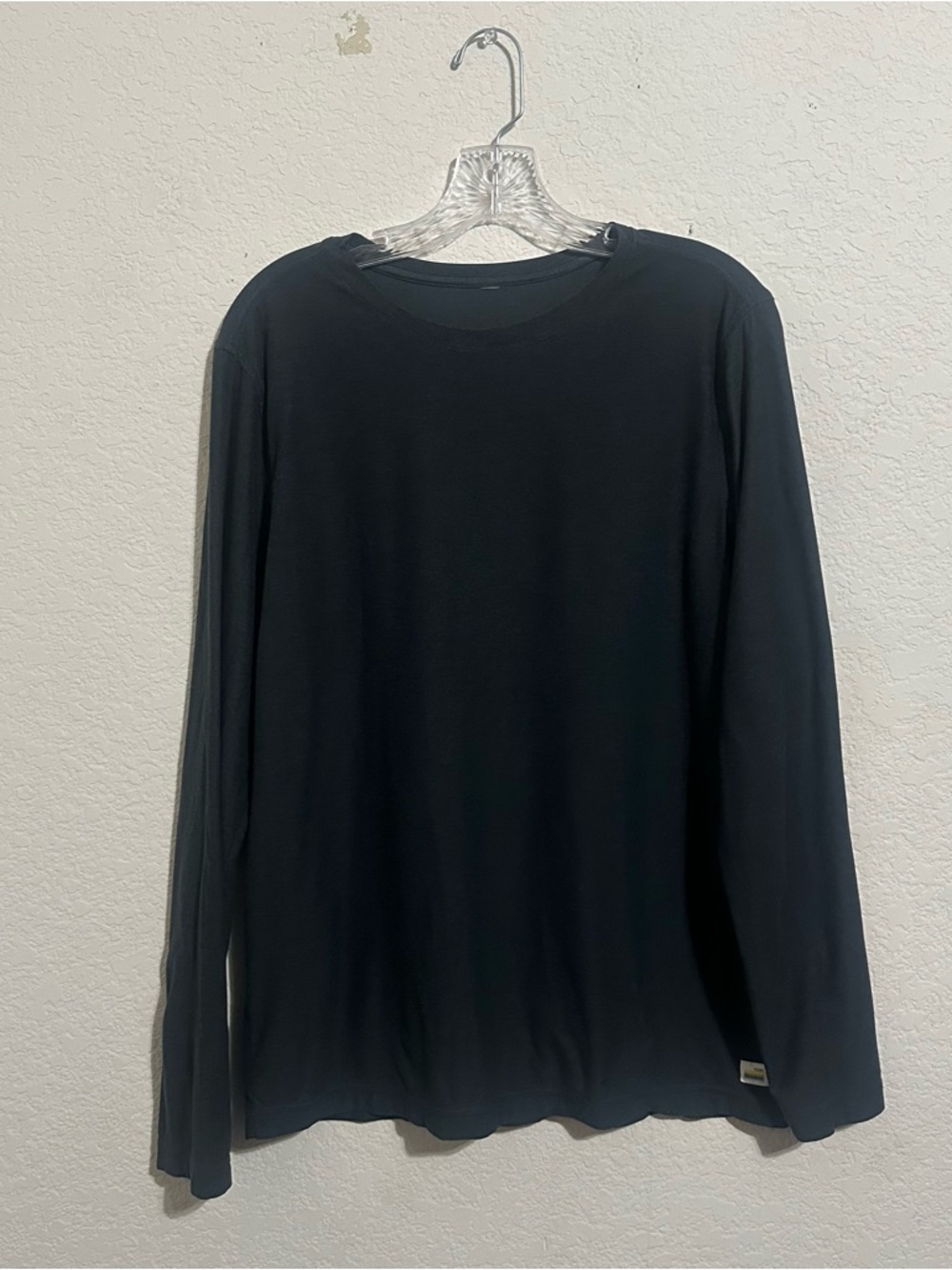 Vuori Strato Tech Tee Long Sleeve Medium